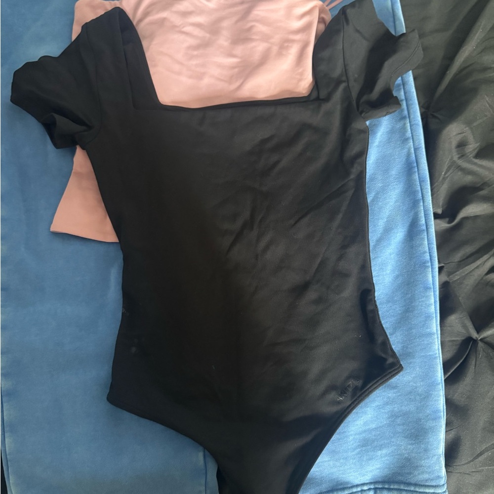Aritzia Black and Pink Bodysuits with Cap Sleeves
